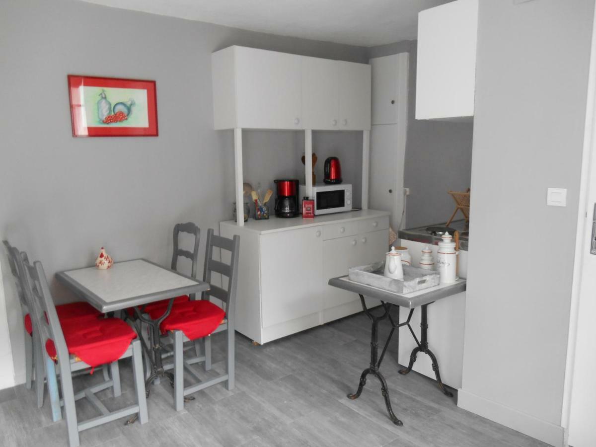 F2 A Tulle Villa Exteriör bild